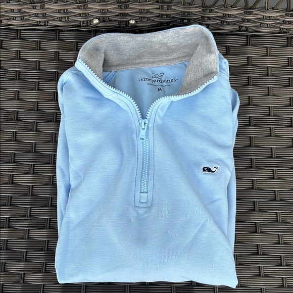 Men’s Vineyard Vines Light Blue Quarter-Zip Pullover, Medium - Picture 2 of 3